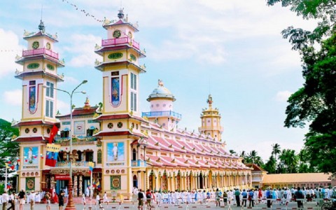 ESSENTIAL HIGHLIGHTS 10 DAYS 9 NIGHTS